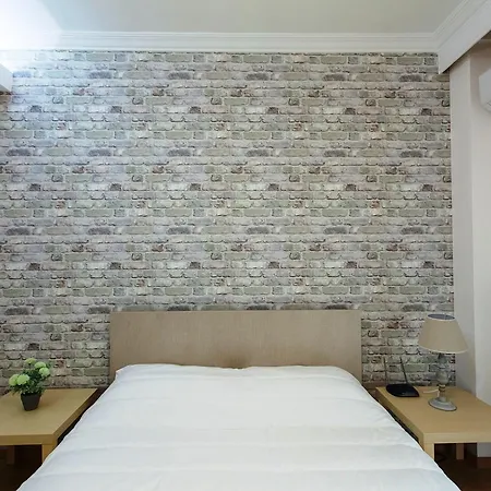 Karolou Ntil Luxury *